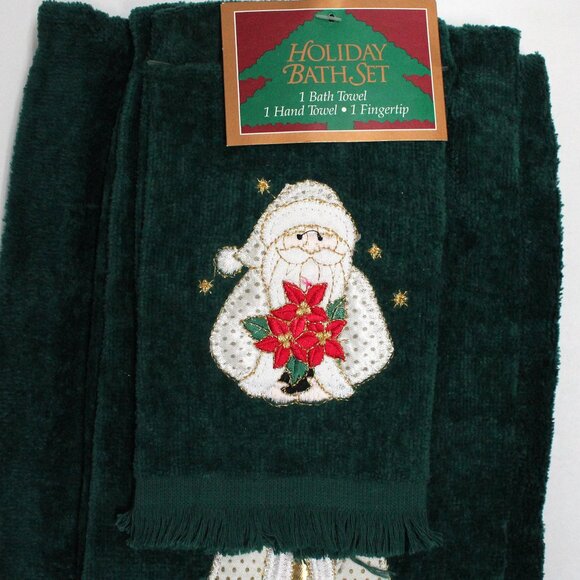 Christmas Theme 3 Piece Holiday Santa Bath Set of Finger Hand and Bath Towels - Picture 3 of 8